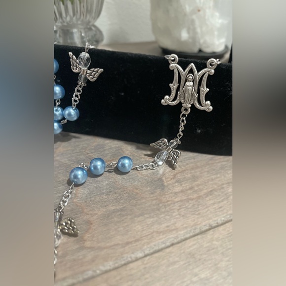 Handmade Baby Blue Pearl Rosary with Beaded Angel Mysteries - Picture 2 of 4